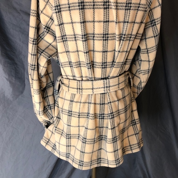 Moda Plaid Teddy Jacket with Belt - Picture 16 of 16
